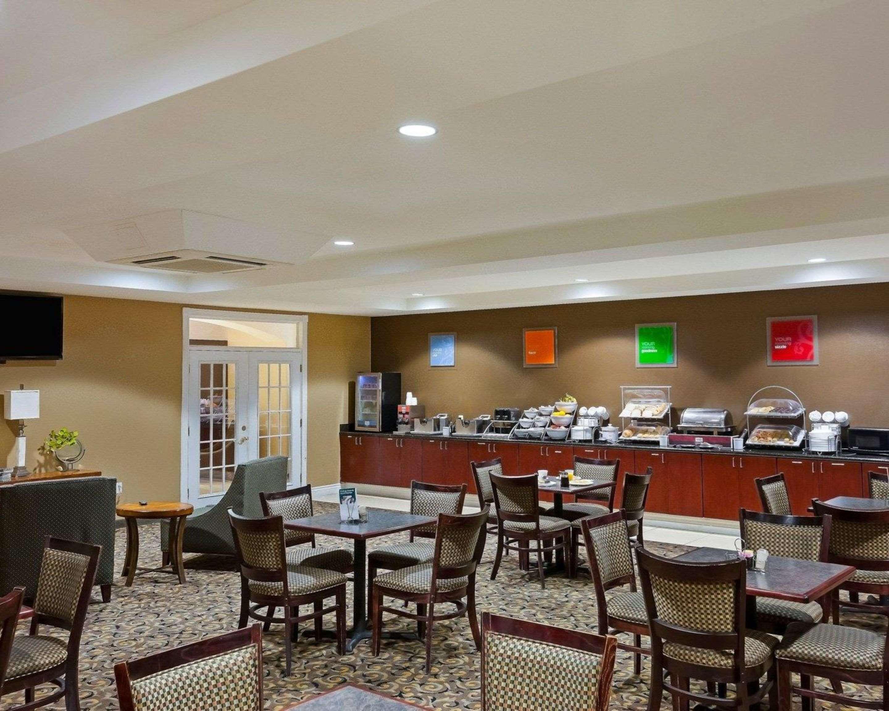 Comfort Suites University Абилин Экстерьер фото