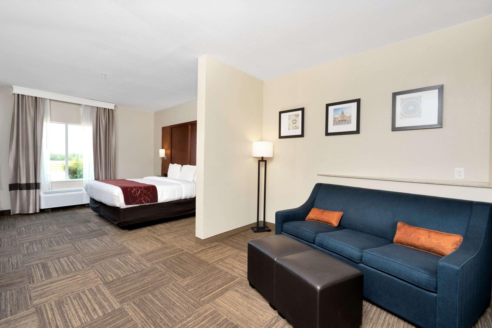 Comfort Suites University Абилин Экстерьер фото
