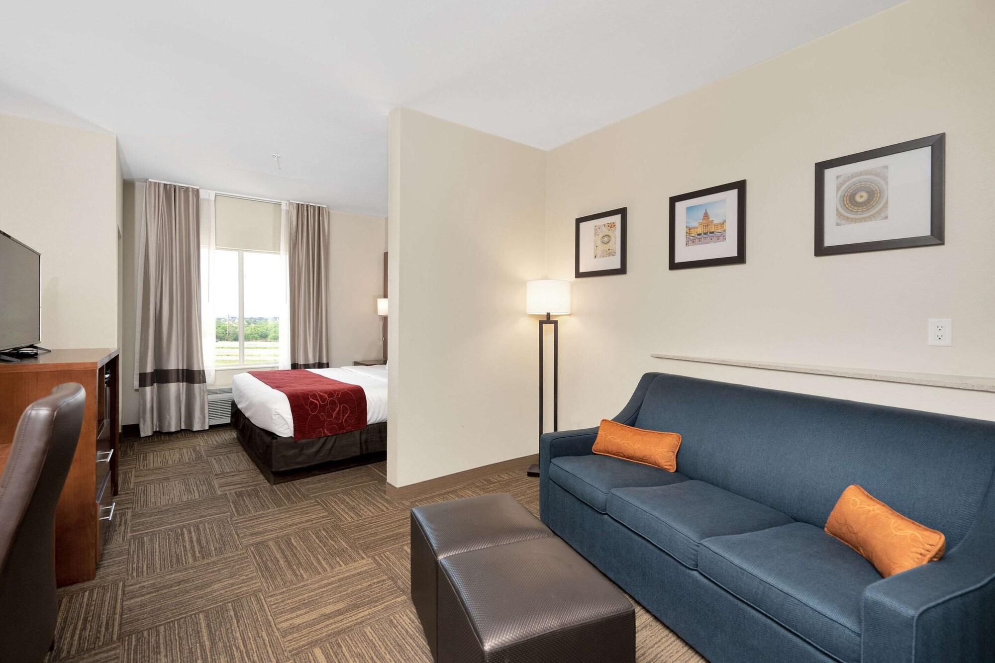 Comfort Suites University Абилин Экстерьер фото