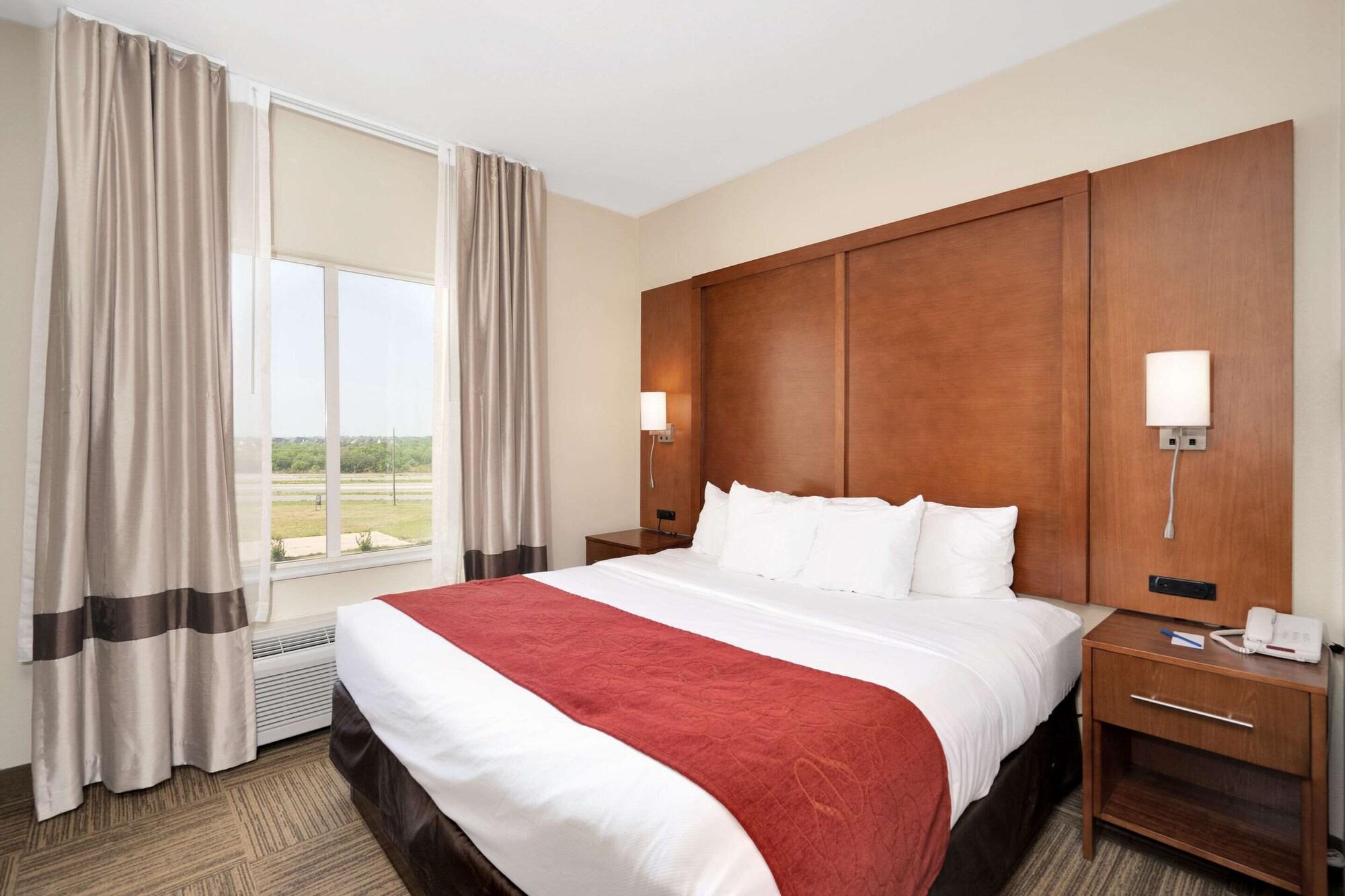 Comfort Suites University Абилин Экстерьер фото