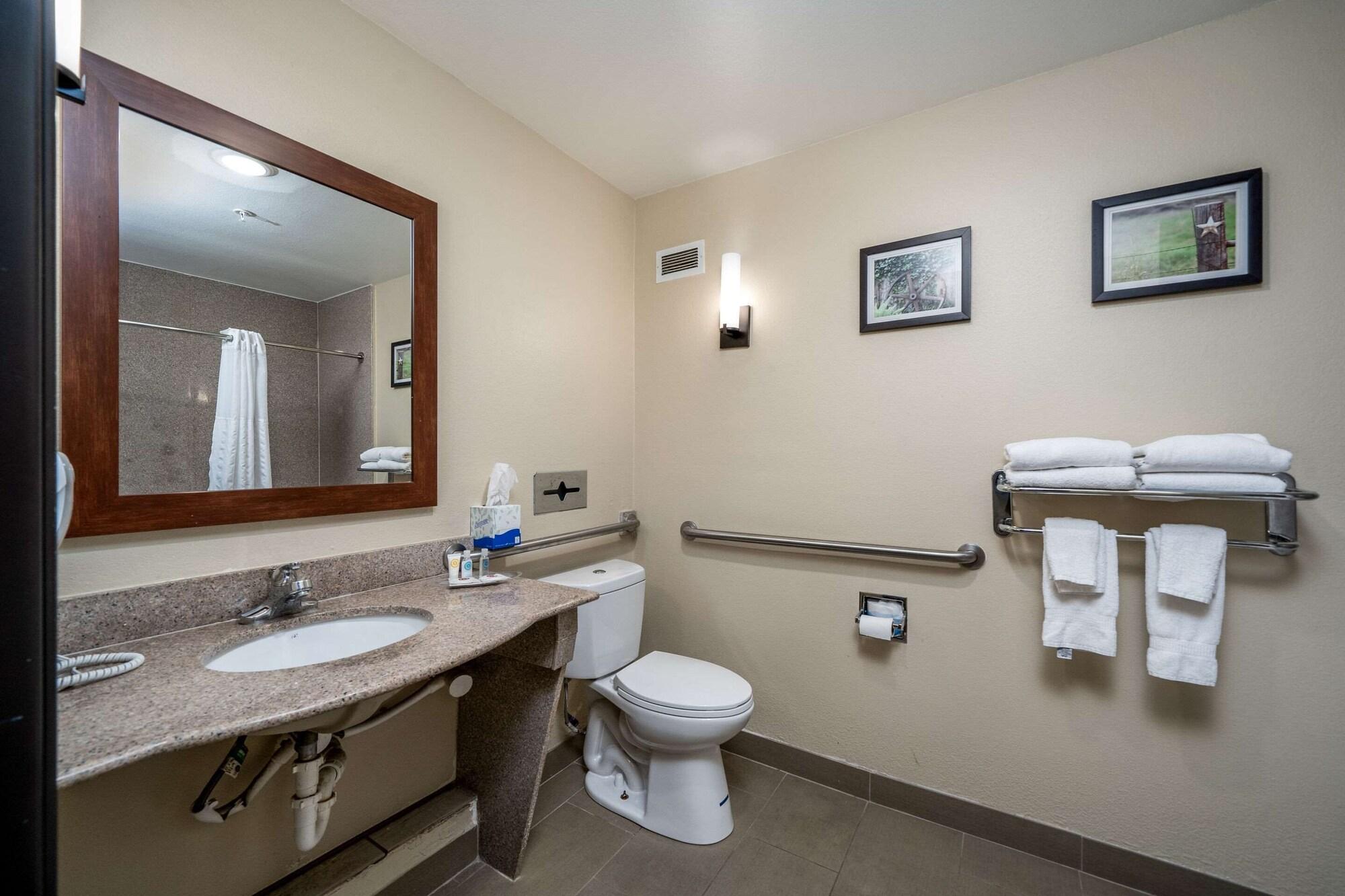 Comfort Suites University Абилин Экстерьер фото